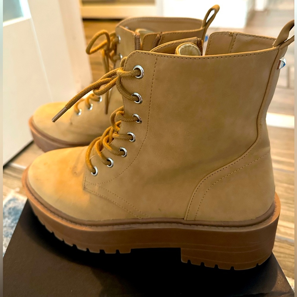 dv by dolce vita women's primm combat boot